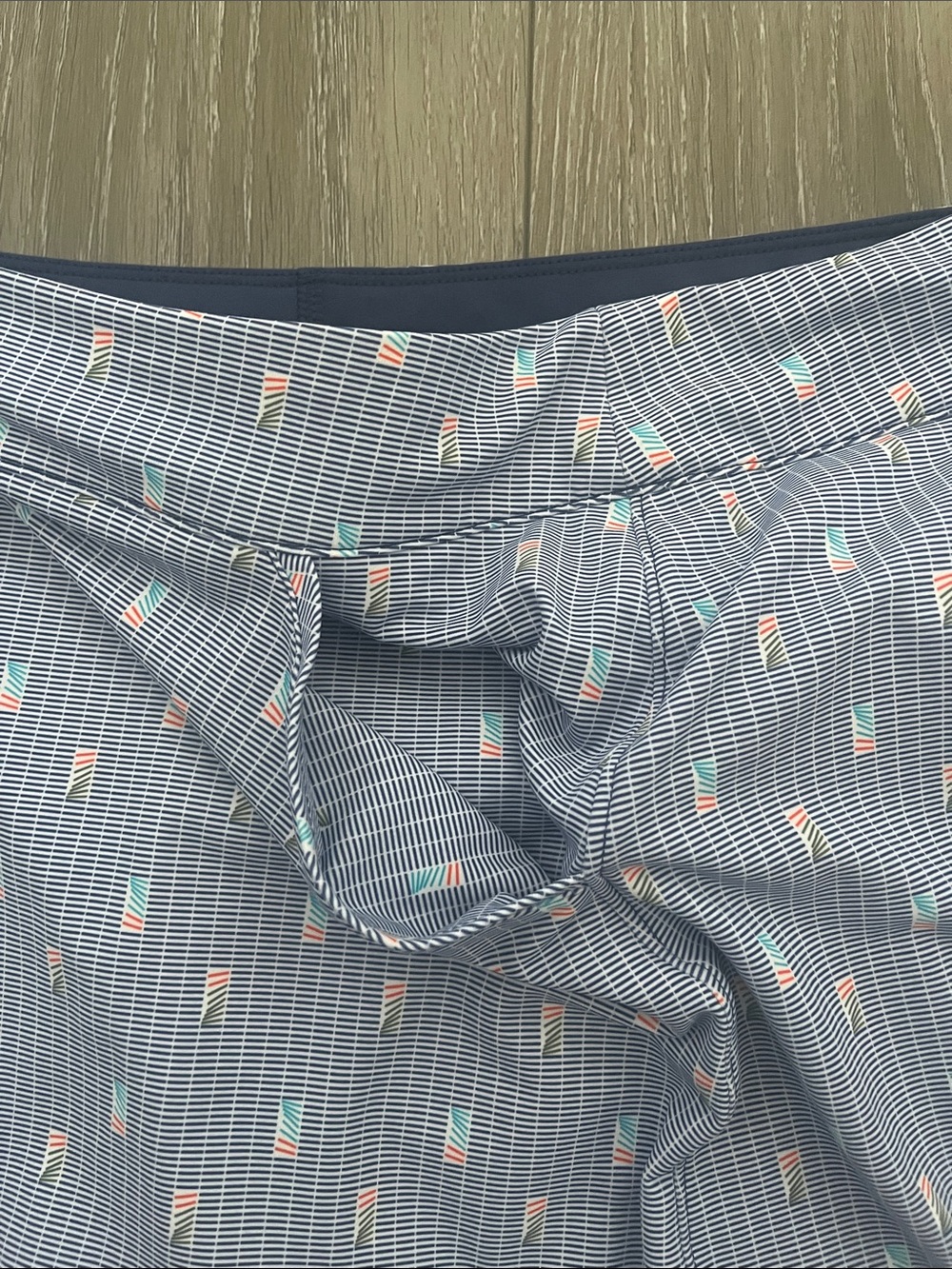 Peter Millar Women's Performance Alice Petal Hem Dominoes Golf Skort Medium - Picture 4 of 8